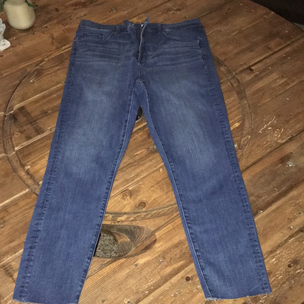Loft Jeans - Picture 3 of 8